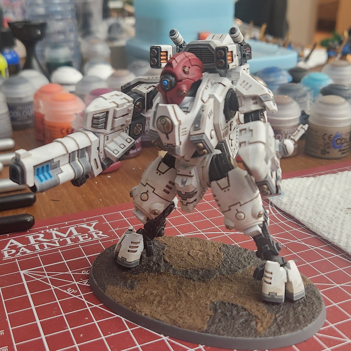 Vior'la Battlesuit